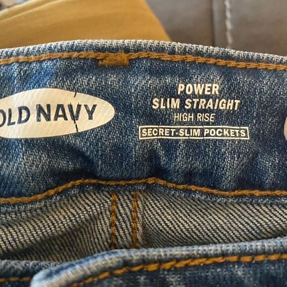 Old Navy Power Slim Straight Distressed High Rise Jeans 8 - Picture 5 of 7